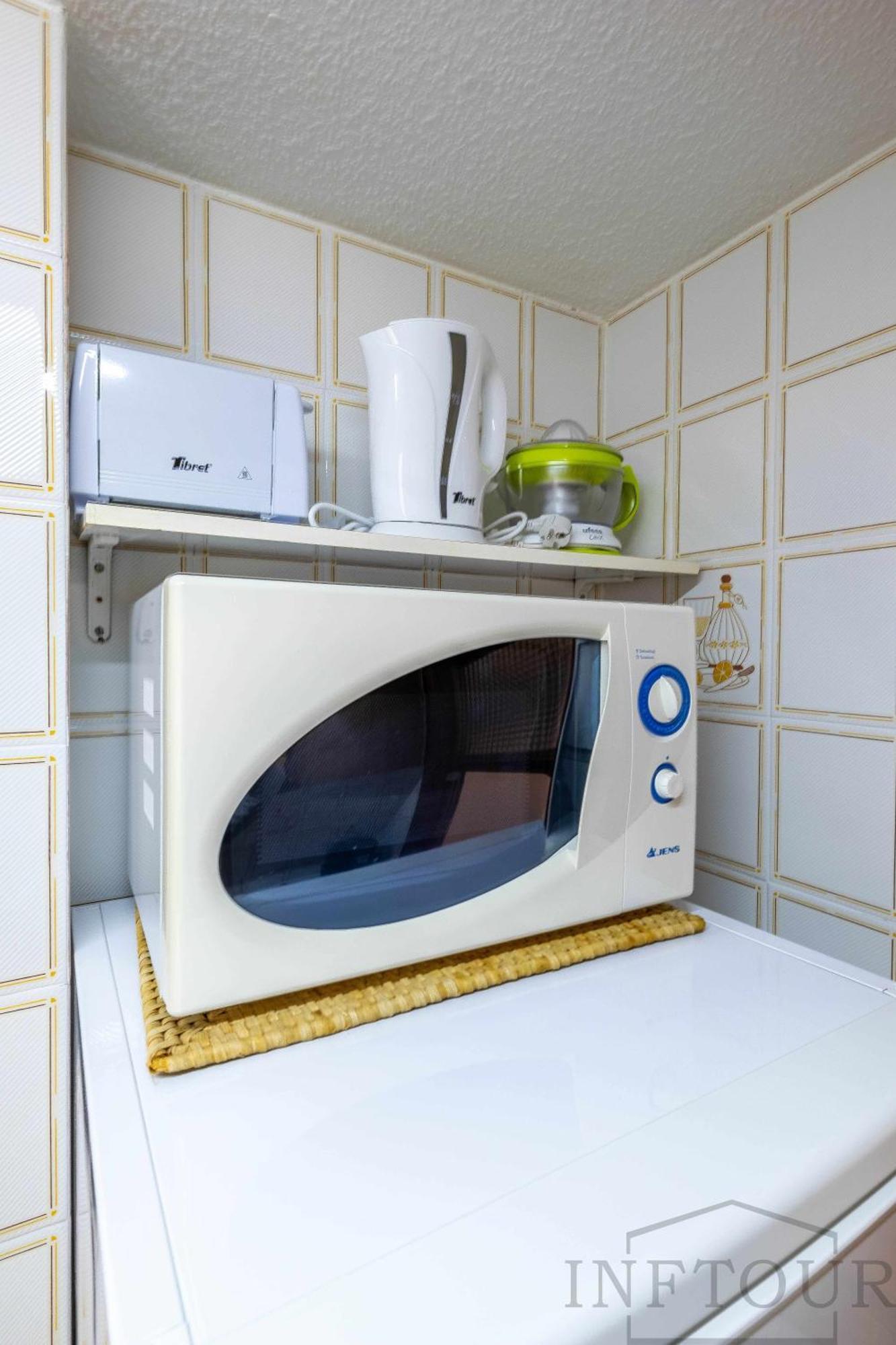 Inftour Apolo Apartamento กัลเป ภายนอก รูปภาพ