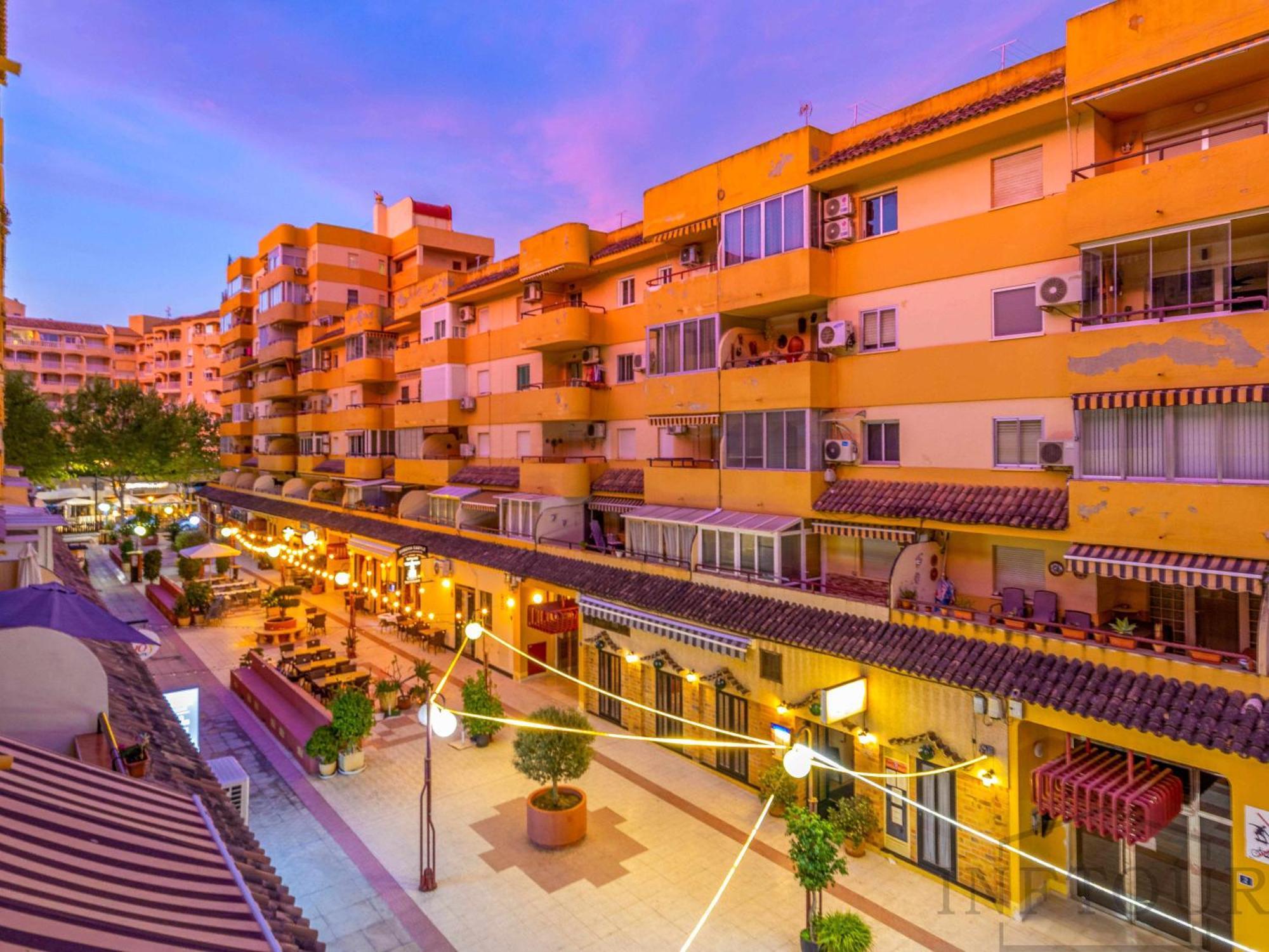 Inftour Apolo Apartamento กัลเป ภายนอก รูปภาพ